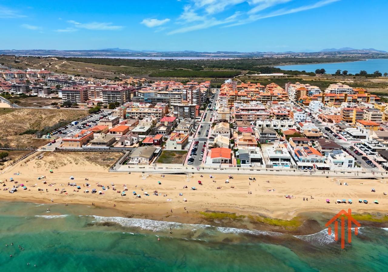 Chalet En La Mata A 50 Metros De La Playa 또레비에하 외부 사진
