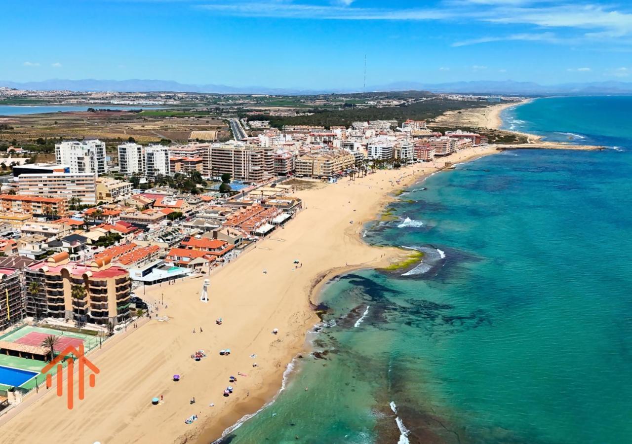 Chalet En La Mata A 50 Metros De La Playa 또레비에하 외부 사진